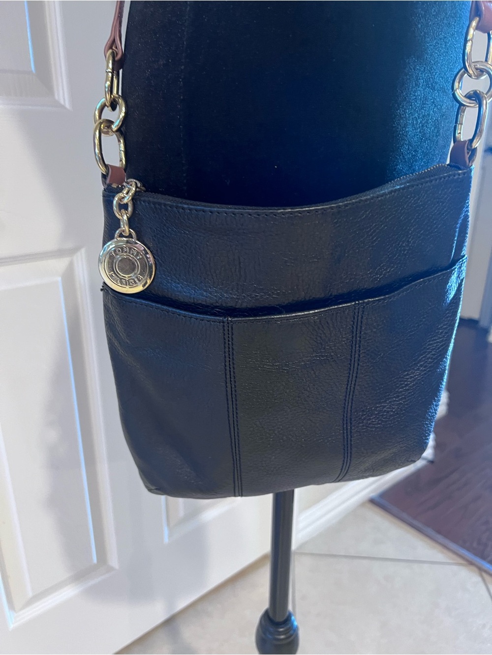 Tommy Hilfiger Black Pebbled Leather Hobo Bag Shoulder Purse Gold Charm Large